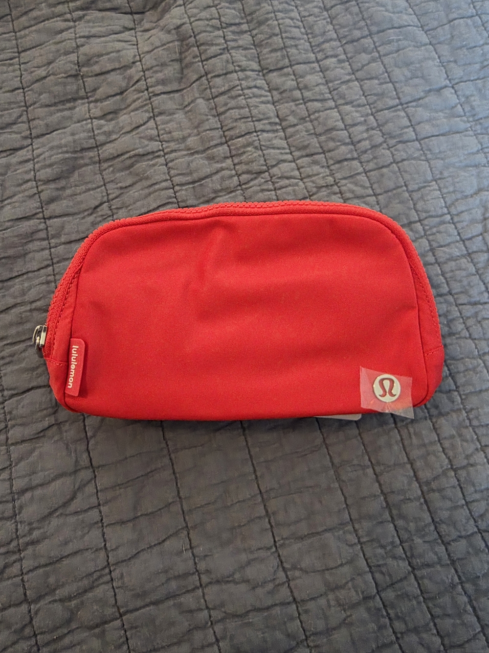 Lululemon Everywhere Belt Bag 1L True Red